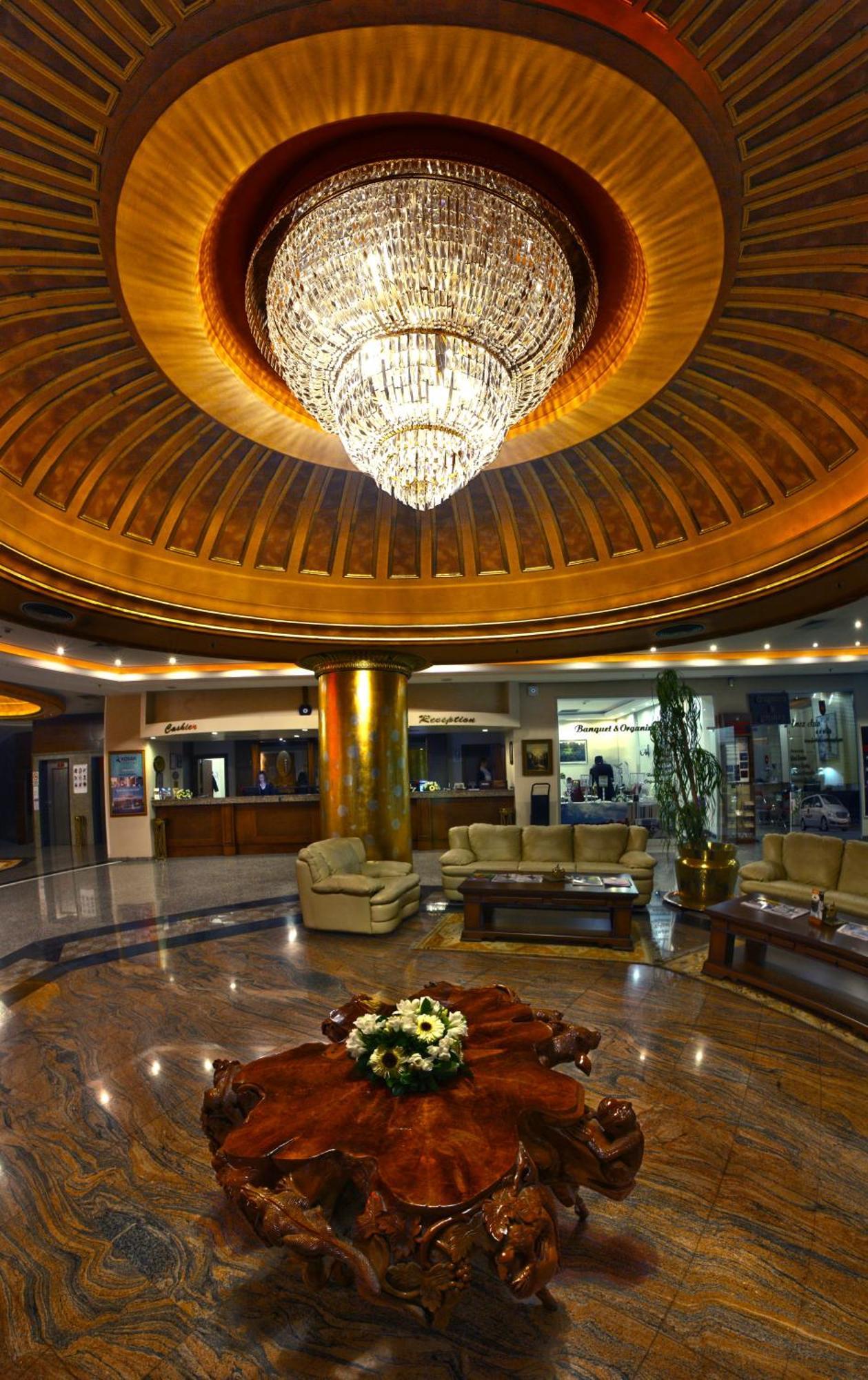 เอเม็กโซเทล โกแชลิ Hotel โคจาเอลี ภายนอก รูปภาพ