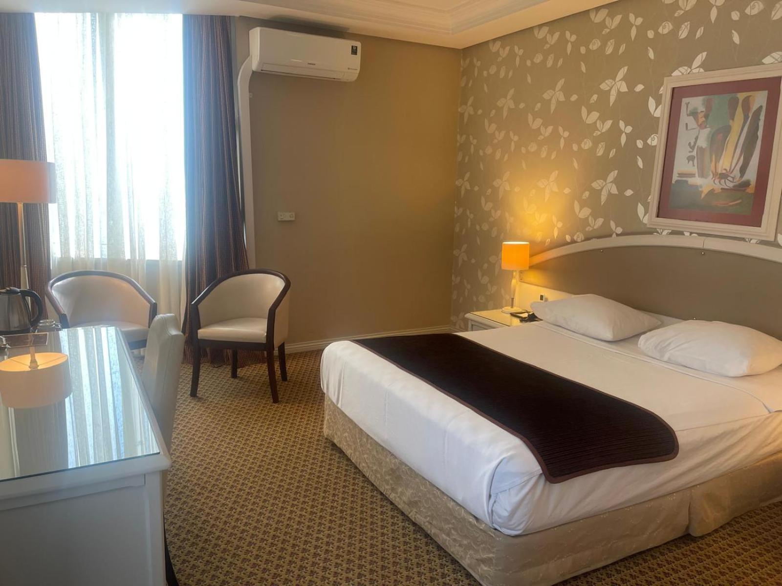 เอเม็กโซเทล โกแชลิ Hotel โคจาเอลี ภายนอก รูปภาพ
