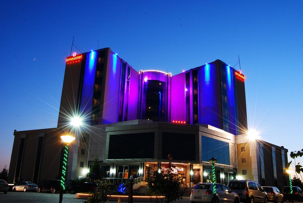 เอเม็กโซเทล โกแชลิ Hotel โคจาเอลี ภายนอก รูปภาพ